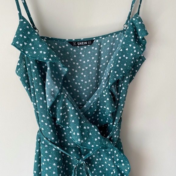 EUC: Green Polka-dot Wrap Dress-Size Medium - Picture 5 of 6